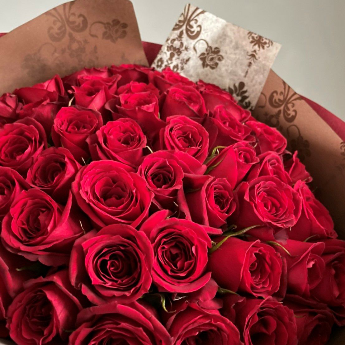 バラの花束プレミアムローズ（大輪） 赤薔薇50本 ブーケ | リンク