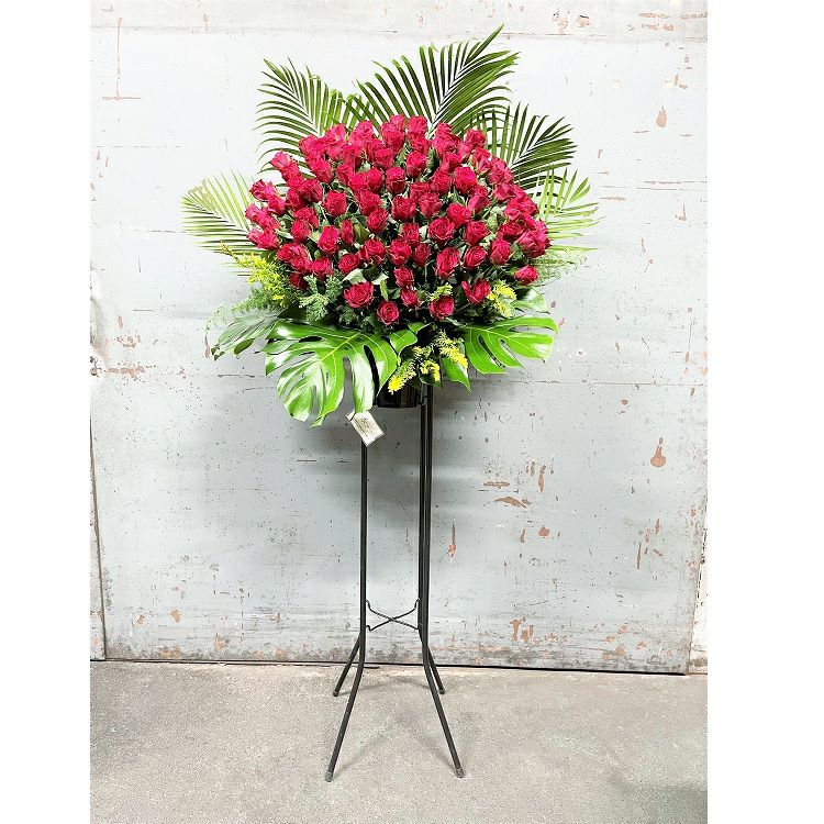 【在庫処分セール　限定１台】薔薇のカッティングのワイド型シェルフ ホシファーム 届いた姿でそのまま飾れるスタンディング薔薇ブーケ