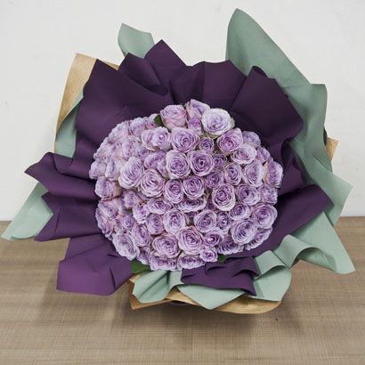 紫のバラの花束ローズ 紫薔薇77本 喜寿のお祝いにおすすめ | リンク