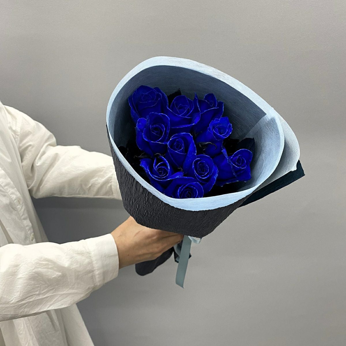 青いバラの花束プレミアムローズ 青薔薇10～108本の青いバラ花束（本数