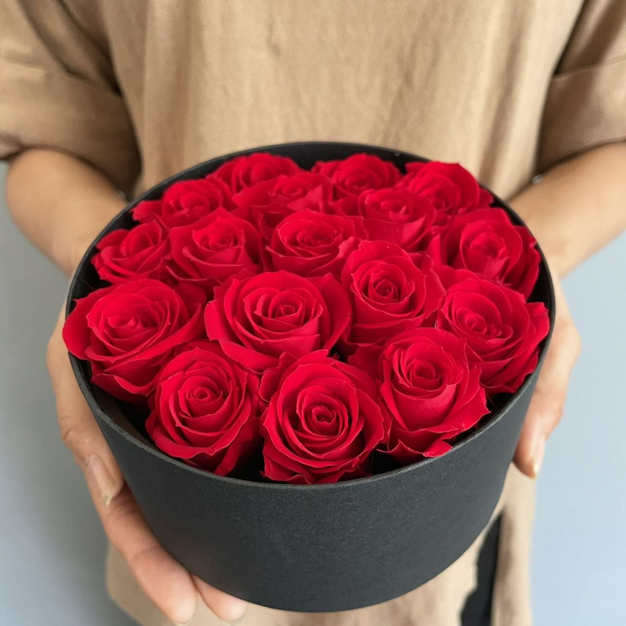 ケース入りブリザードフラワー 赤バラ薔薇⭐︎美品 プリザーブドフラワー赤いバラエターナルローズBOX S | リンクフロー