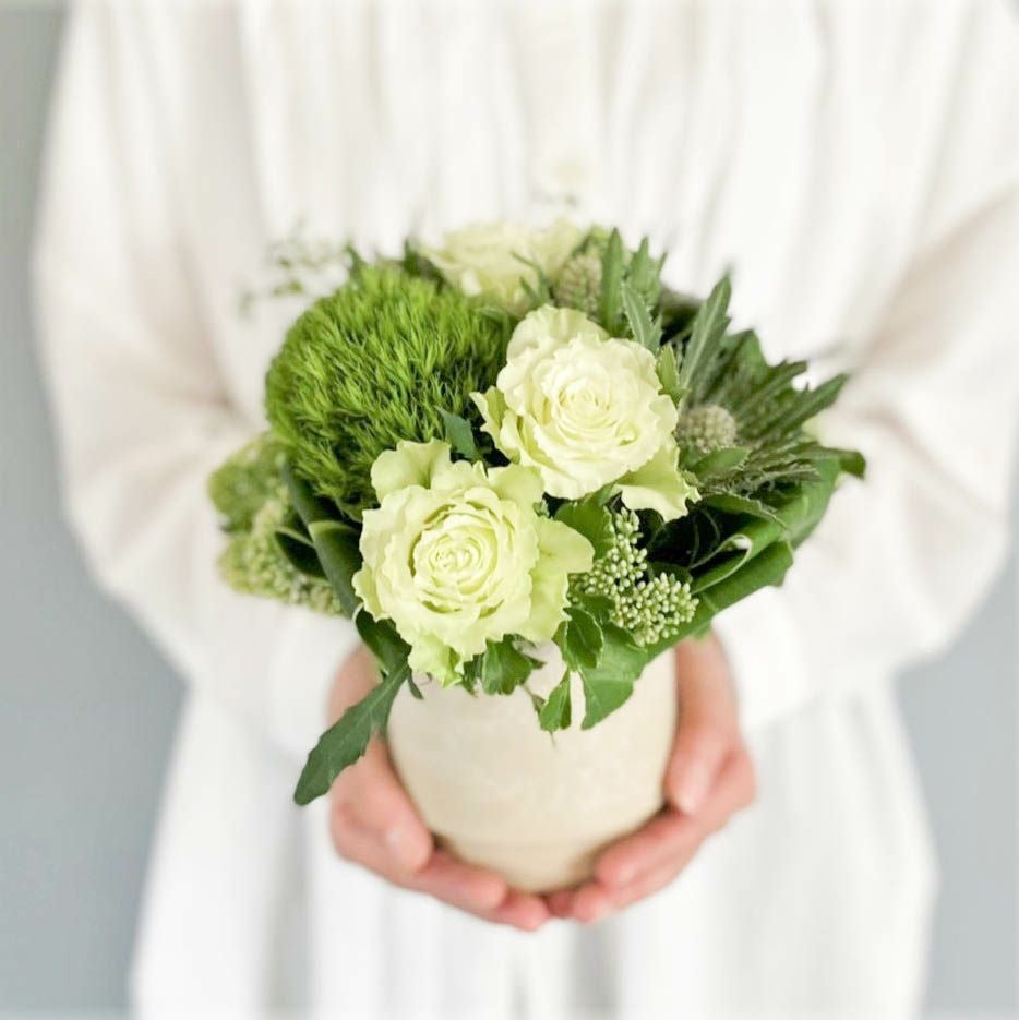 25本グリーンバラブーケ フラワーギフト バラ緑の花 白グリーン系デザイナーお任せ花束ブーケL