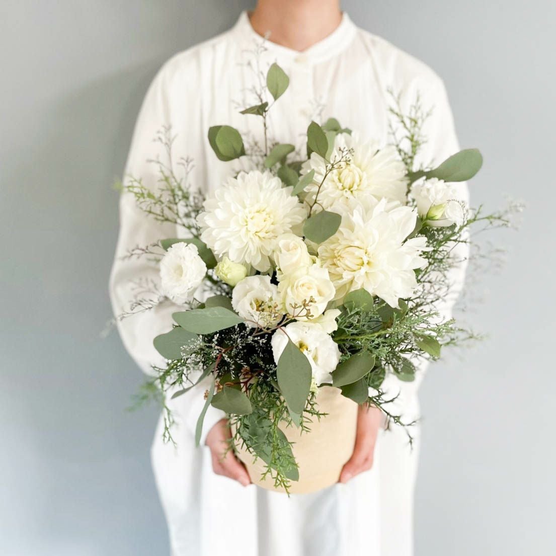 フォーマルギフトフラワーアレンジメント白 | リンクフローリスト