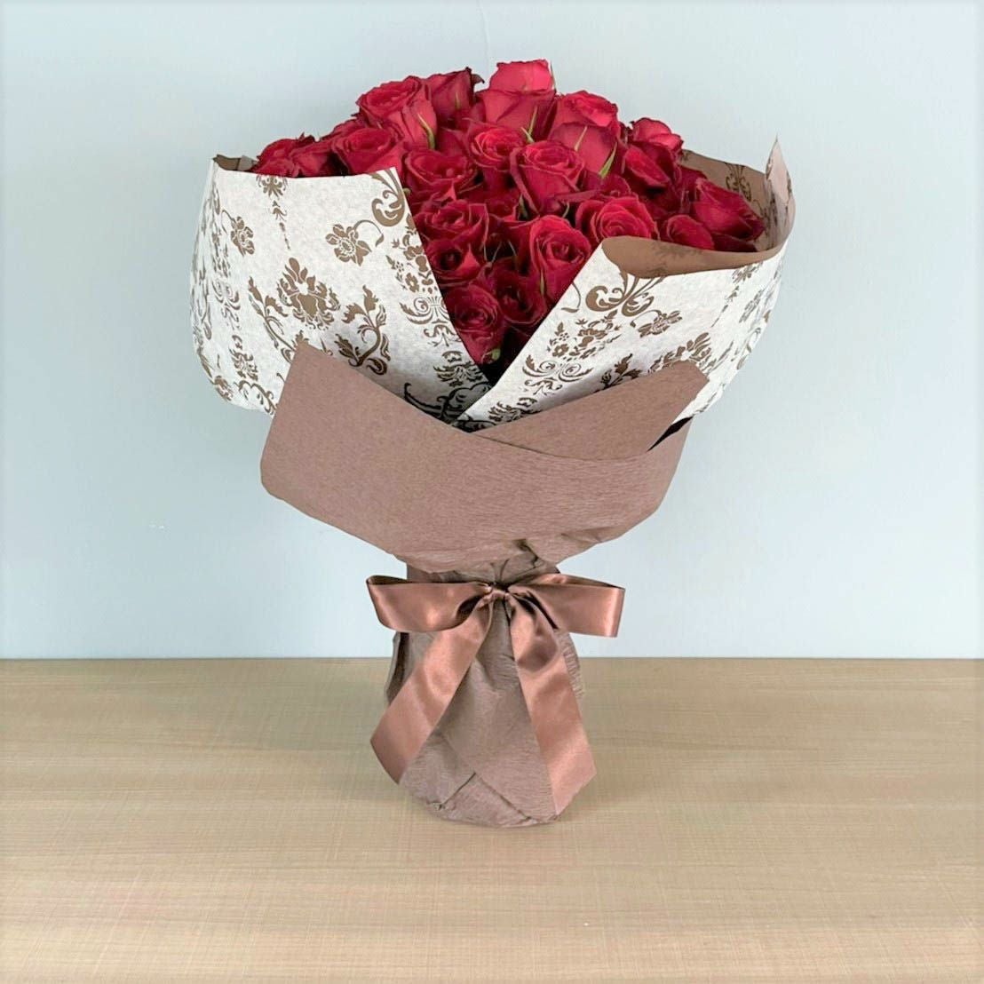 バラの花束プレミアムローズ（大輪） 赤薔薇108本 ブーケ | リンク